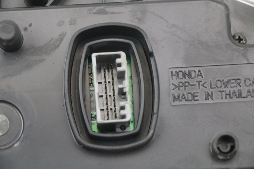 photo de COMPTEUR  HONDA PCX (JF28) 125 (2009 - 2011)