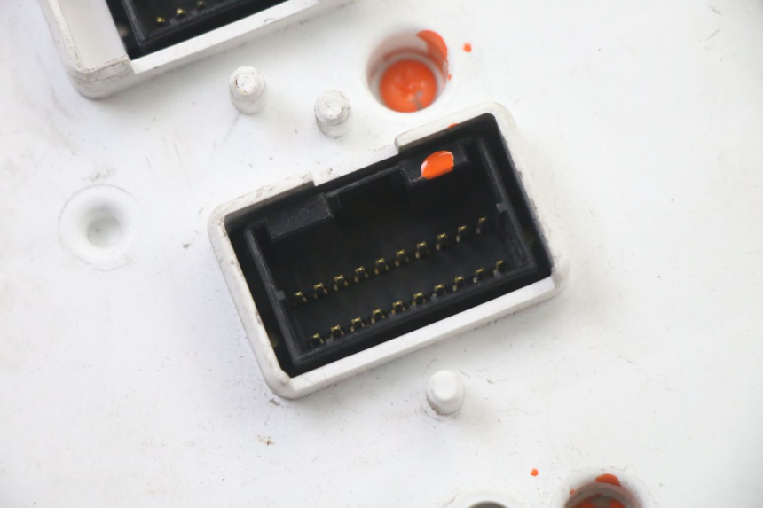 photo de COMPTEUR PIAGGIO MP3 LT 400 (2007 - 2012)