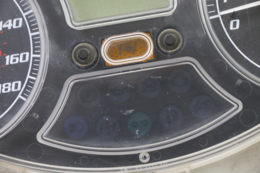 photo de COMPTEUR PIAGGIO MP3 LT 400 (2007 - 2012)