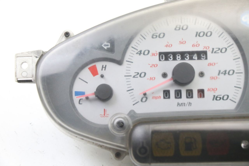 photo de COMPTEUR PIAGGIO X8 125 (2004 - 2007)