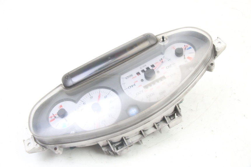 photo de COMPTEUR PIAGGIO X8 125 (2004 - 2007)