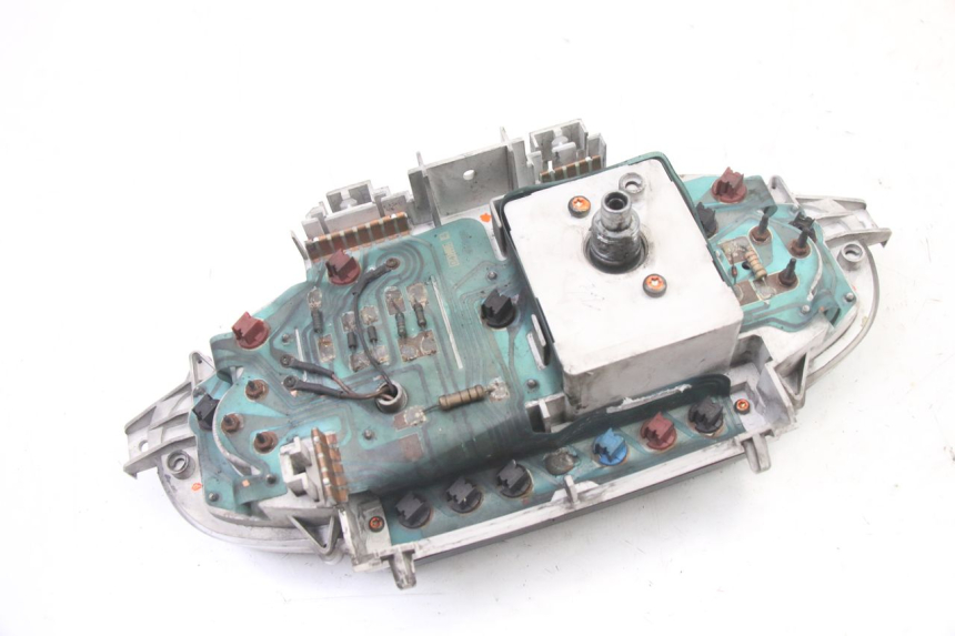 photo de COMPTEUR PIAGGIO X8 125 (2004 - 2007)