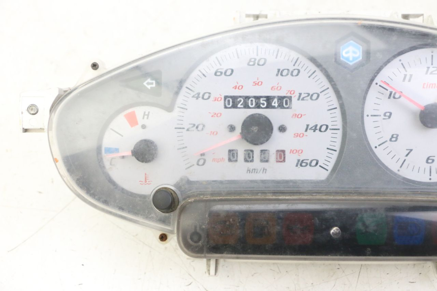 photo de COMPTEUR PIAGGIO X8 125 (2004 - 2007)