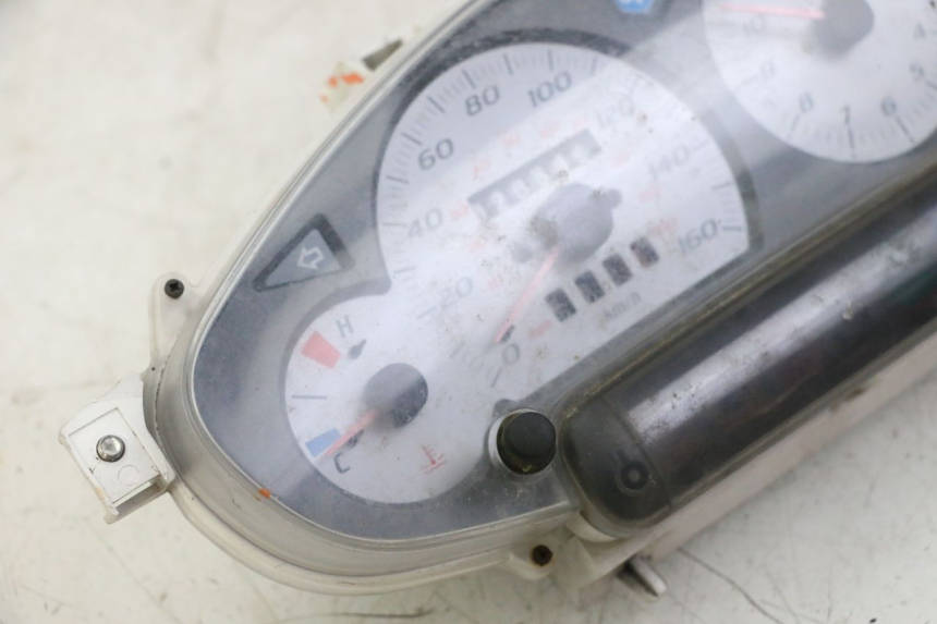 photo de COMPTEUR PIAGGIO X8 125 (2004 - 2007)