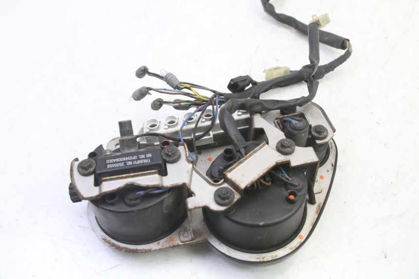 photo de COMPTEUR  TRIUMPH SPRINT 900 (1995 - 1998)