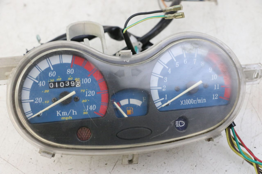 photo de COMPTEUR VONROAD YIBEN 125 (2006 - 2010) - Détail de la pièce