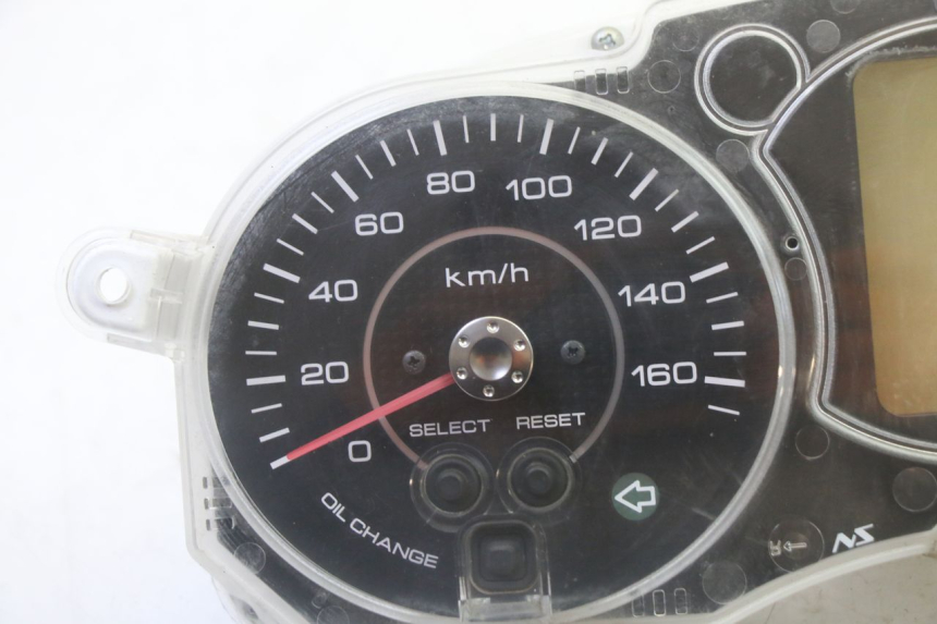 photo de COMPTEUR YAMAHA X-MAX XMAX 125 (2010 - 2014)