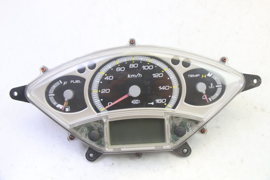 photo de COMPTEUR YAMAHA X-MAX XMAX 250 (2006 - 2009)