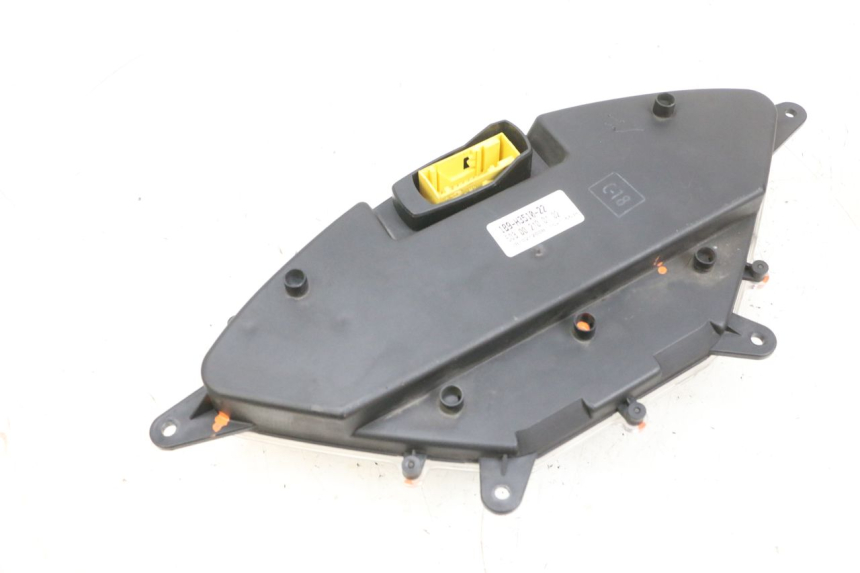 photo de COMPTEUR YAMAHA XMAX X-MAX 125 (2006 - 2009) - Points de fixation