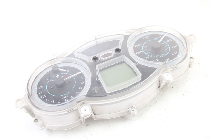 photo de COMPTEUR PIAGGIO XEVO - X EVO 125 (2007 - 2017) - Points de fixation
