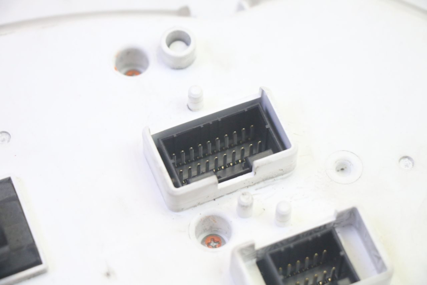 photo de COMPTEUR PIAGGIO XEVO - X EVO 125 (2007 - 2017) - Détails caractéristiques