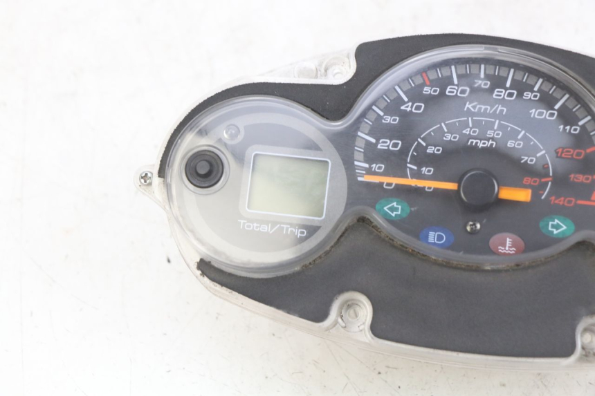 photo de COMPTEUR  YAMAHA YP MAJESTY 125 (2007 - 2010)