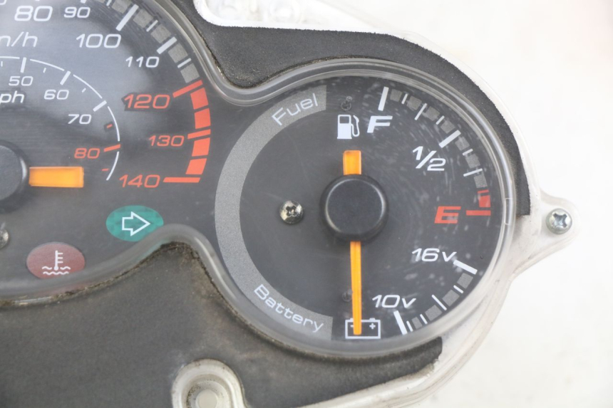 photo de COMPTEUR  YAMAHA YP MAJESTY 125 (2007 - 2010)