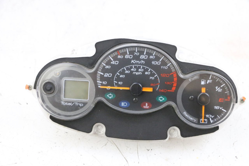 photo de COMPTEUR YAMAHA YP MAJESTY 125 (2002 - 2006) - Vue principale