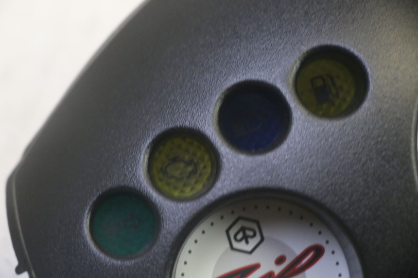 photo de COMPTEUR PIAGGIO ZIP 4T 50 (2018 - 2020) - Détail de la pièce