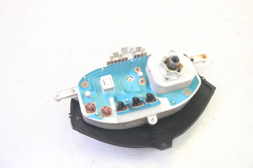 photo de COMPTEUR PIAGGIO ZIP 4T 50 (2018 - 2020) - Points de fixation