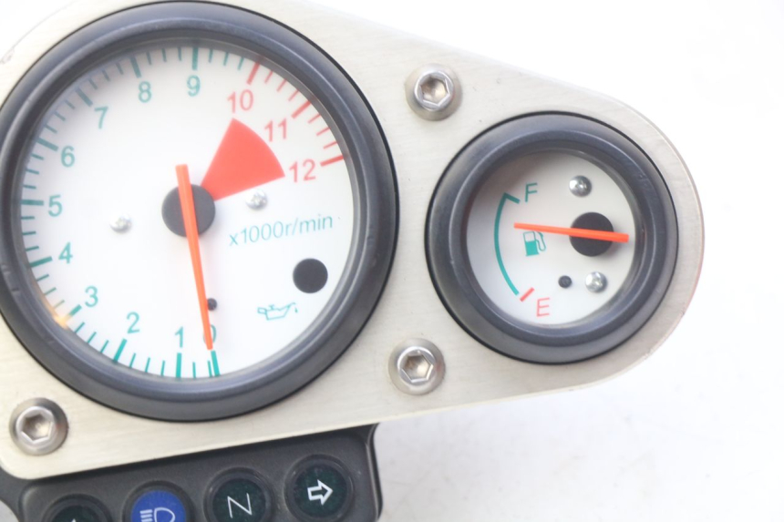 photo de COMPTEUR  KAWASAKI ZR7 ZR-7 S 750 (1999 - 2004)