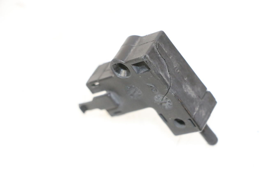 photo de CONTACTEUR EMBRAYAGE YAMAHA FZ6 N FAZER 600 (2004 - 2006)