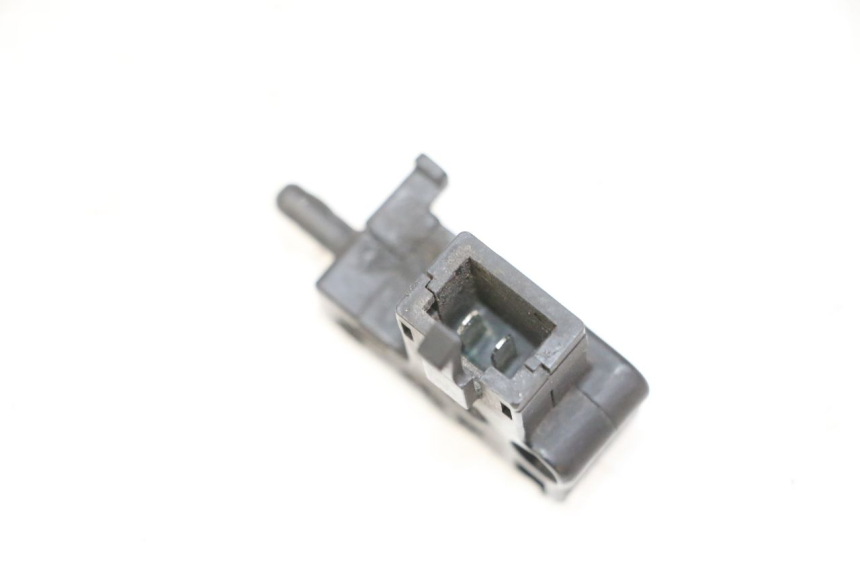 photo de CONTACTEUR EMBRAYAGE YAMAHA FZ6 N FAZER 600 (2004 - 2006)