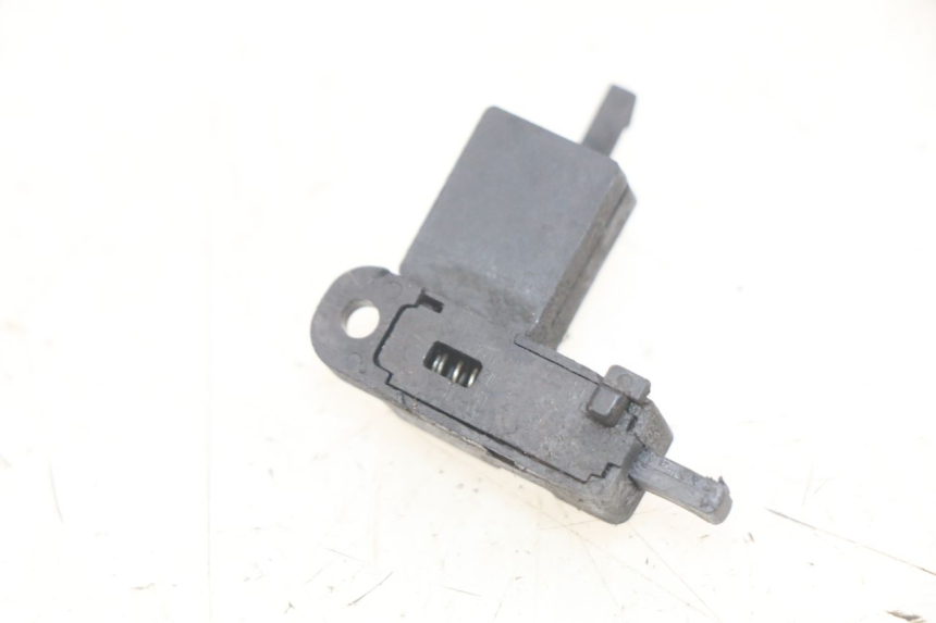 photo de CONTACTEUR EMBRAYAGE YAMAHA YZF R THUNDERCAT 600 (1996 - 2003)