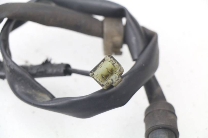 photo de CONTACTEUR FEU STOP ARRIERE HONDA CBF 500 (2004 - 2007)