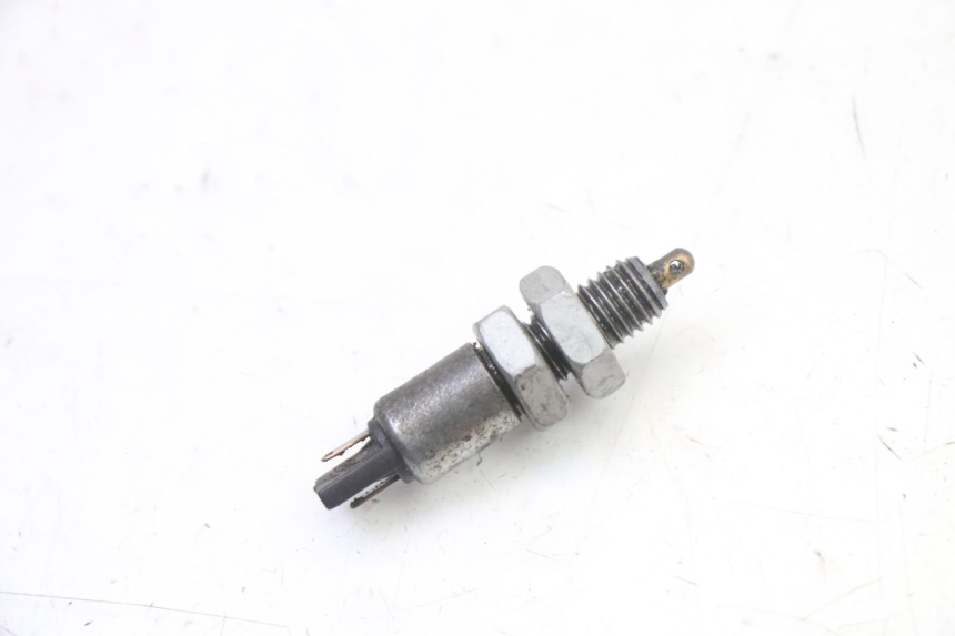 photo de CONTACTEUR FEU STOP ARRIERE APRILIA CLASSIC 125 (1995 - 2001)