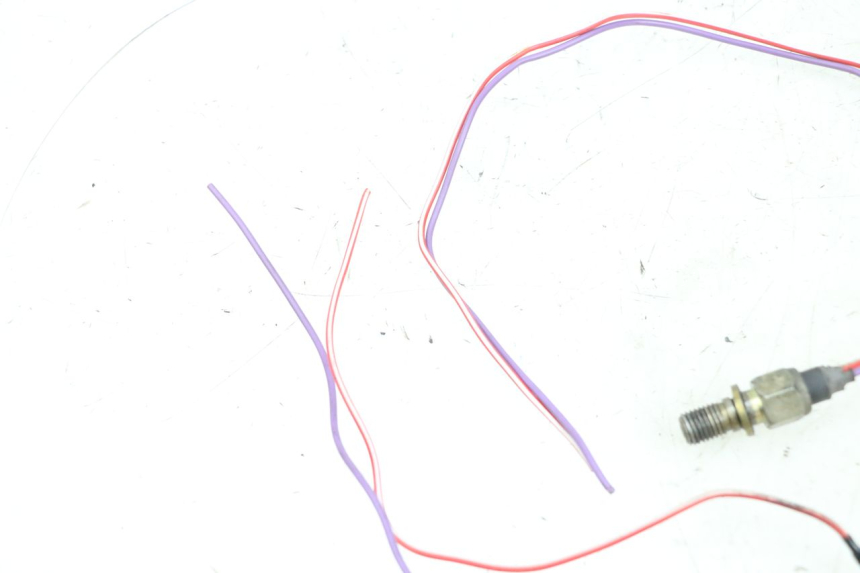 photo de CONTACTEUR FEU STOP ARRIERE KSR CODE 125 (2018 - 2020) - Zoom état d’usage