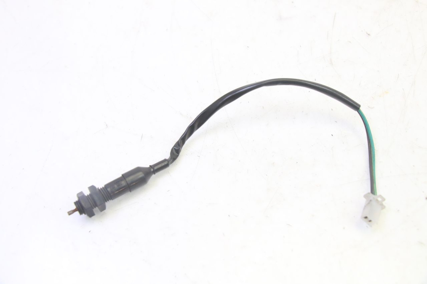 photo de CONTACTEUR FEU STOP ARRIERE STAHO FH 50 (2018 - 2019)