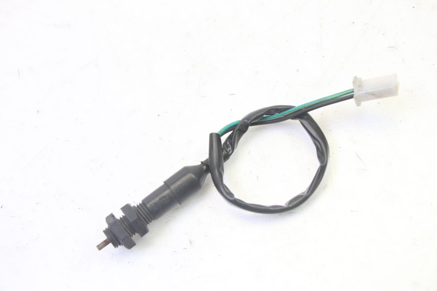 photo de CONTACTEUR FEU STOP ARRIERE STAHO FH 50 (2018 - 2019)