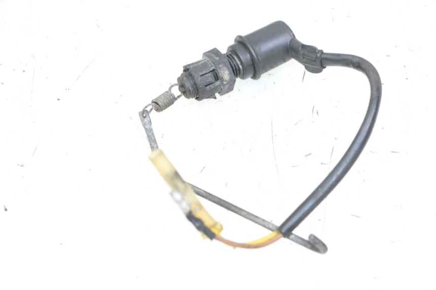 photo de CONTACTEUR FEU STOP ARRIERE YAMAHA FJ 36Y 1100 (1984 - 1985)
