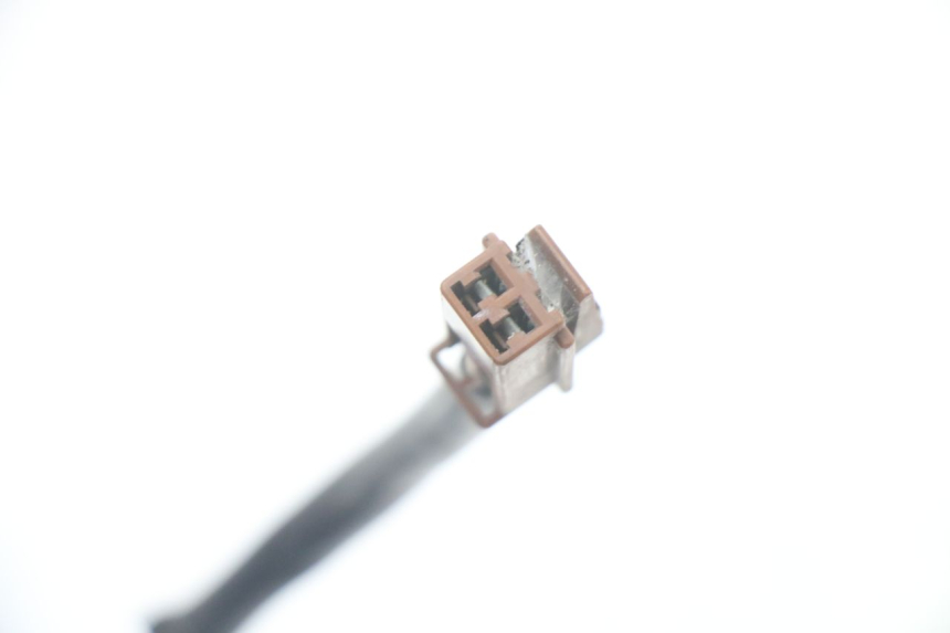 photo de CONTACTEUR FEU STOP ARRIERE YAMAHA FZ6 FAZER S2 600 (2007 - 2011)