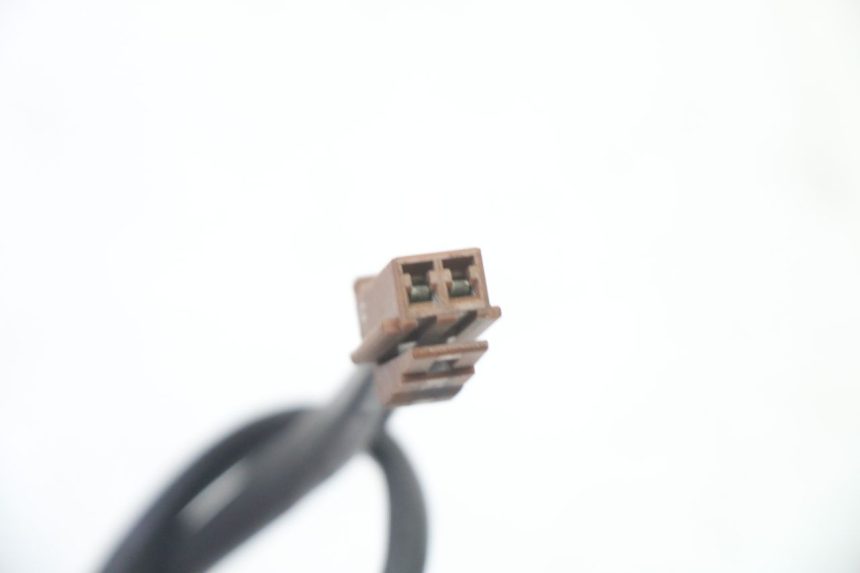 photo de CONTACTEUR FEU STOP ARRIERE YAMAHA FZ6 FAZER S2 600 (2007 - 2011)