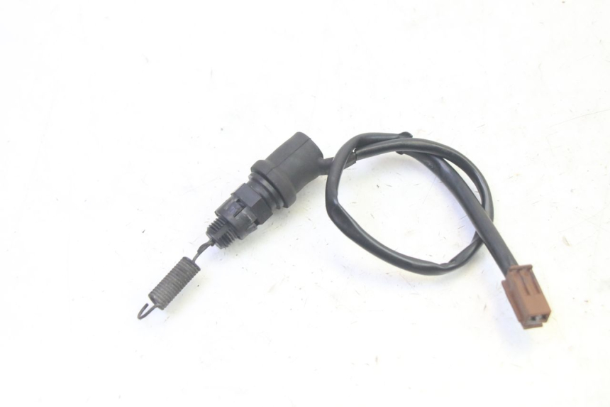 photo de CONTACTEUR FEU STOP ARRIERE YAMAHA FZ6 N FAZER 600 (2004 - 2006)
