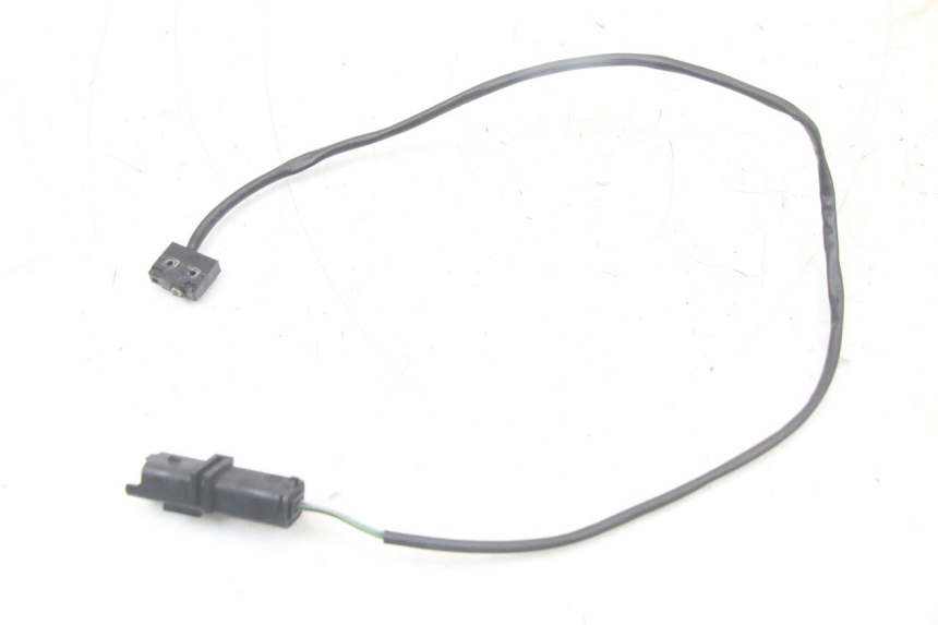photo de CONTACTEUR FEU STOP ARRIERE PEUGEOT SATELIS COMPRESSOR K15 125 (2006 - 2009)