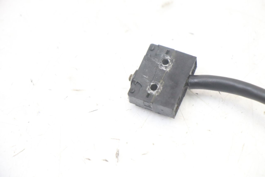 photo de CONTACTEUR FEU STOP ARRIERE PEUGEOT SATELIS COMPRESSOR K15 125 (2006 - 2009)