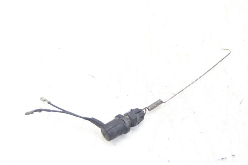 photo de CONTACTEUR FEU STOP ARRIERE YAMAHA SR 125 (1982 - 2003)