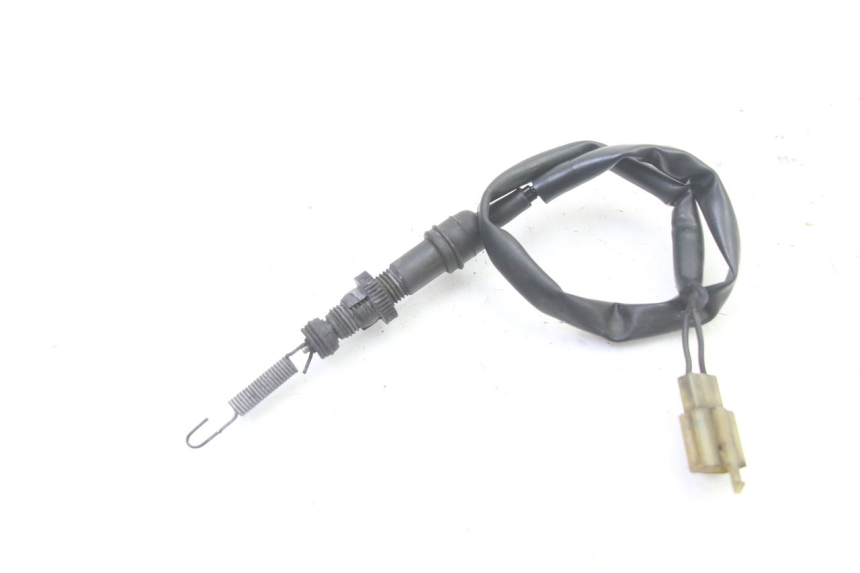 photo de CONTACTEUR FEU STOP ARRIERE HONDA ST PAN EUROPEAN 1300 (2002 - 2013)