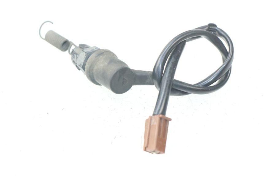 photo de CONTACTEUR FEU STOP ARRIERE YAMAHA TDM ABS 900 (2002 - 2014)