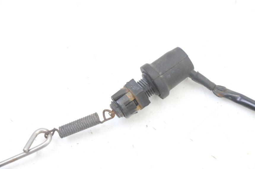 photo de CONTACTEUR FEU STOP ARRIERE YAMAHA TDR DELTABOX 125 (1993 - 2003)