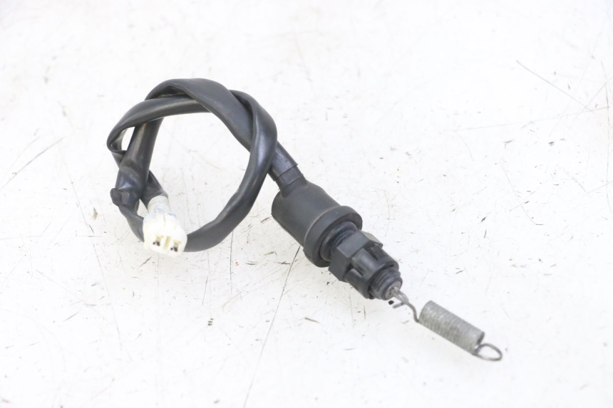 photo de CONTACTEUR FEU STOP ARRIERE YAMAHA XJ6 ABS 600 (2008 - 2016)