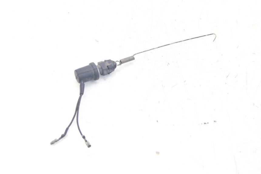 photo de CONTACTEUR FEU STOP ARRIERE YAMAHA SR 125 (1982 - 2003)