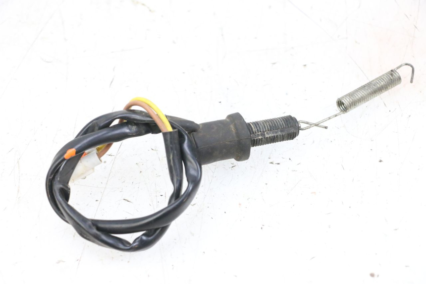 photo de CONTACTEUR FEU STOP ARRIERE YAMAHA YFM R RAPTOR 250 (2008 - 2014) - Détail de la pièce