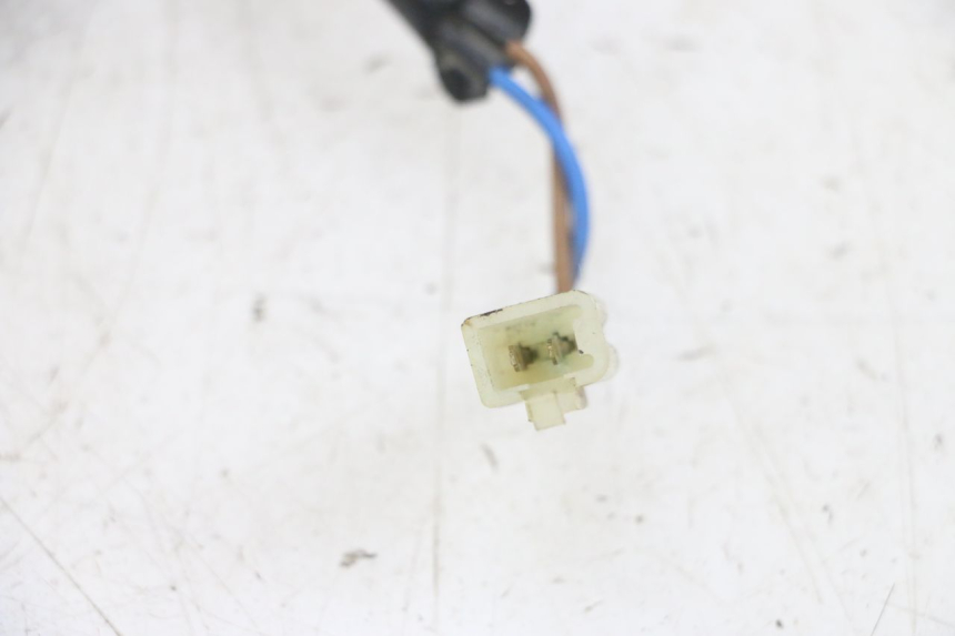 photo de CONTACTEUR FEU STOP ARRIERE KAWASAKI ZR 7 750 (1999 - 2001) - Zoom état d’usage