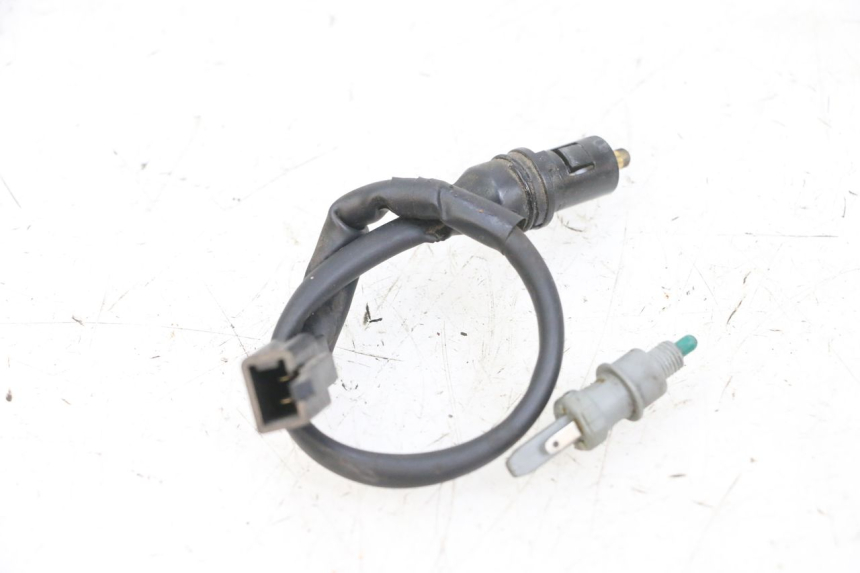 photo de CONTACTEUR FEU STOP YAMAHA BW'S EASY 50 (2013 - 2016) - Autre angle de vue