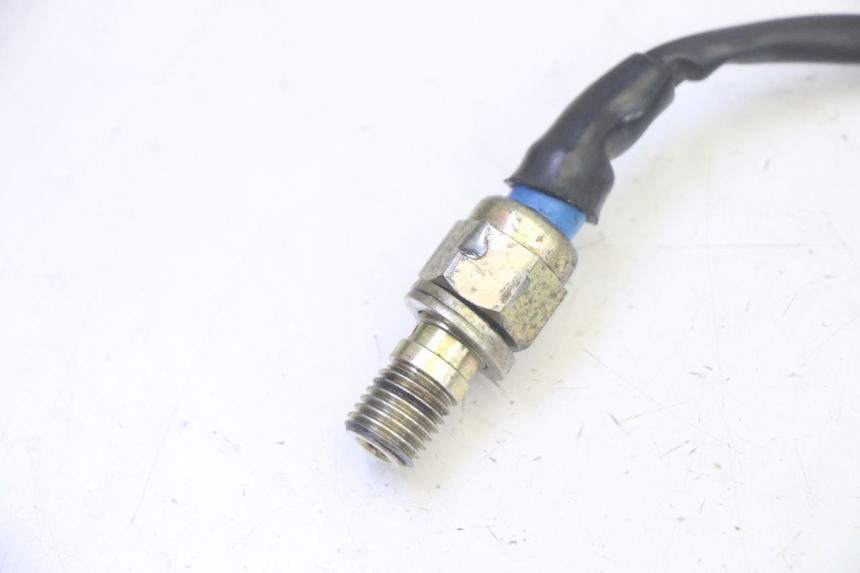 photo de CONTACTEUR FEU STOP DROIT ADIVA AD3 300 (2014 - 2020)