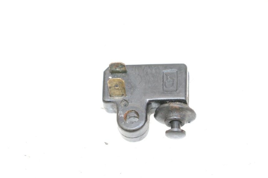 photo de CONTACTEUR FEU STOP DROIT YAMAHA FJ 36Y 1100 (1984 - 1985)