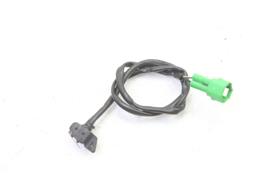 photo de CONTACTEUR FEU STOP DROIT BMW G310 R 310 (2016 - 2020)