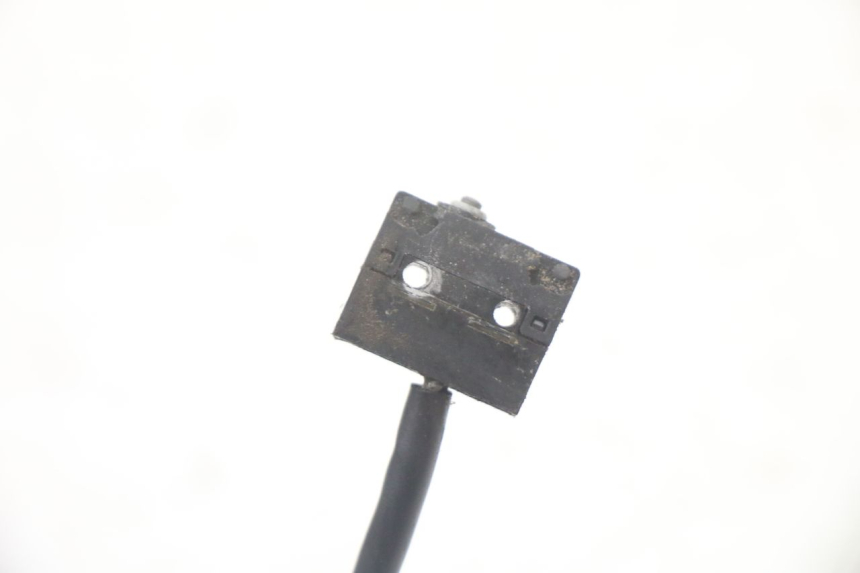 photo de CONTACTEUR FEU STOP DROIT PEUGEOT SATELIS COMPRESSOR K15 125 (2006 - 2009)