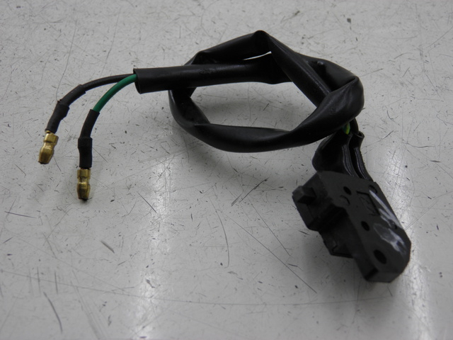 photo de CONTACTEUR FEU STOP DROIT SYM SYMPLY 4T 50 (2012 - 2015) - Vue principale