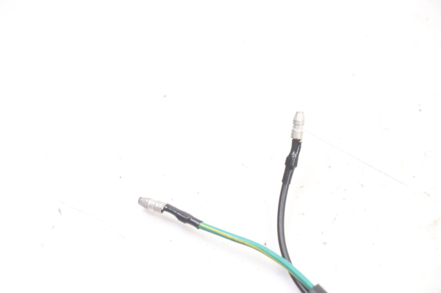 photo de CONTACTEUR FEU STOP GAUCHE KYMCO AGILITY 4T 50 (2005 - 2018)